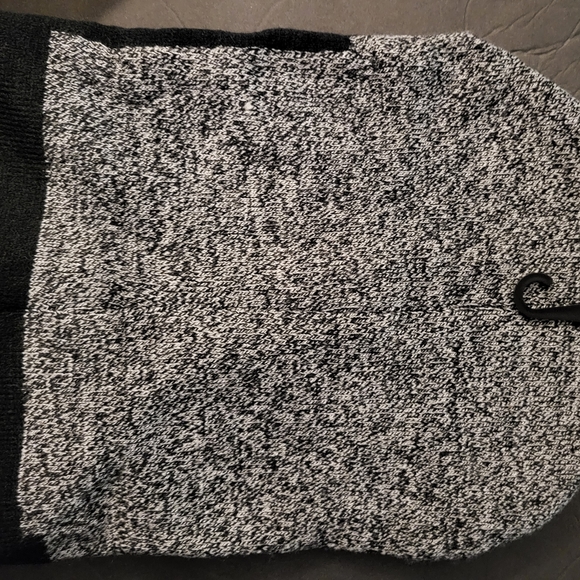 Batman Knit Cap. NWT. - Picture 2 of 3